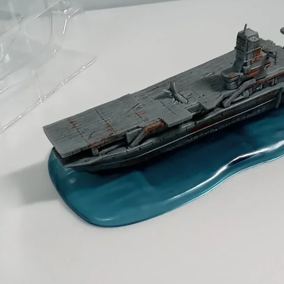 NIB Limited Edition Rivet City Figure - Picture 3 of 7